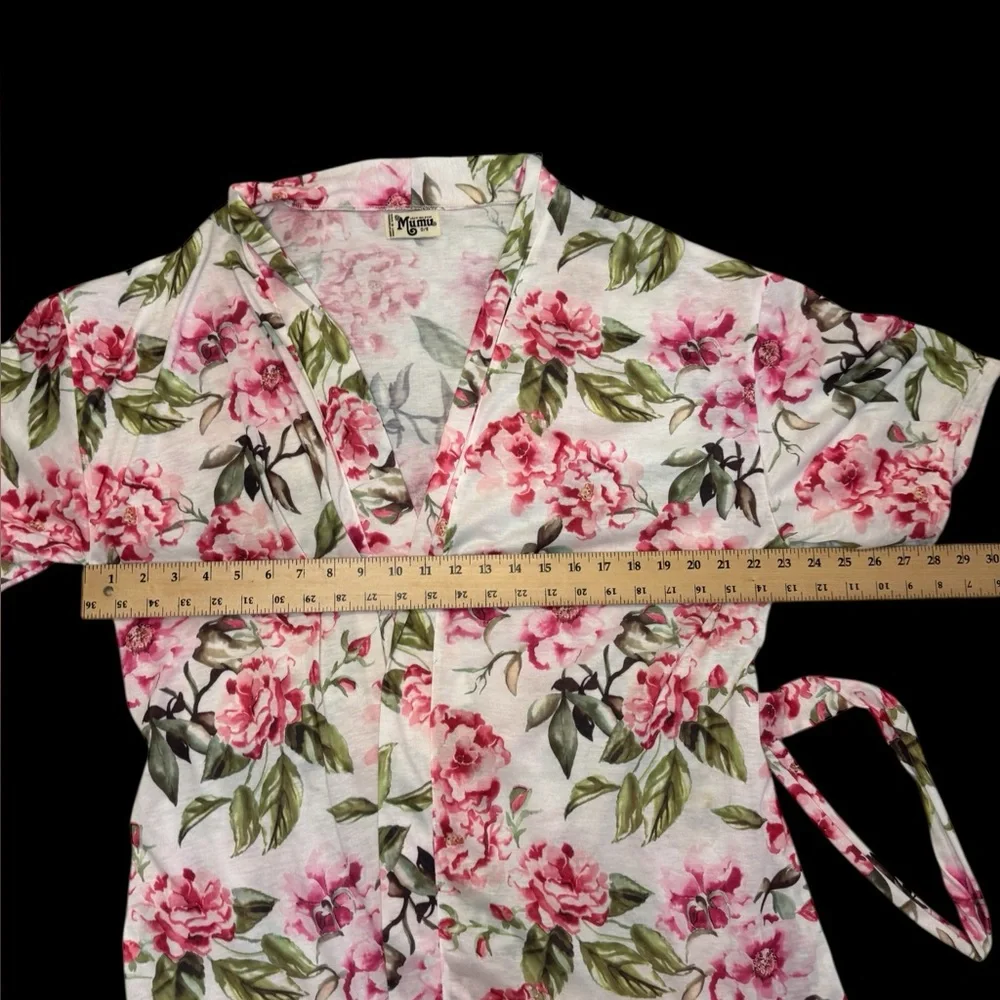 Like New Show Me Your Mumu robe